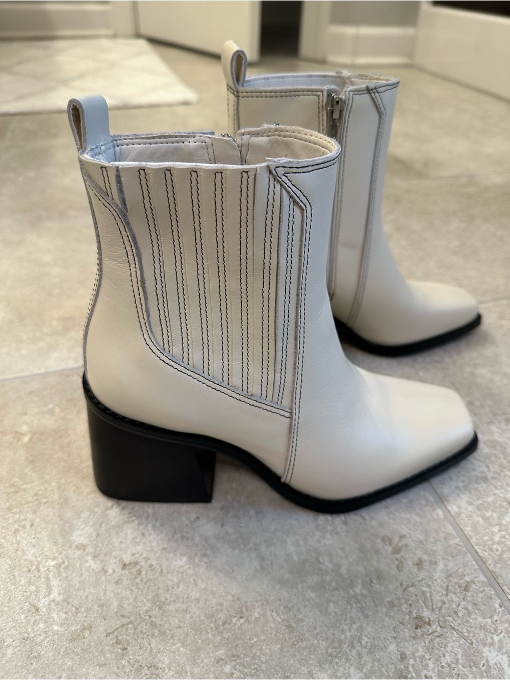 Vince Camuto White Leather Ankle Boots with Black Block Heel